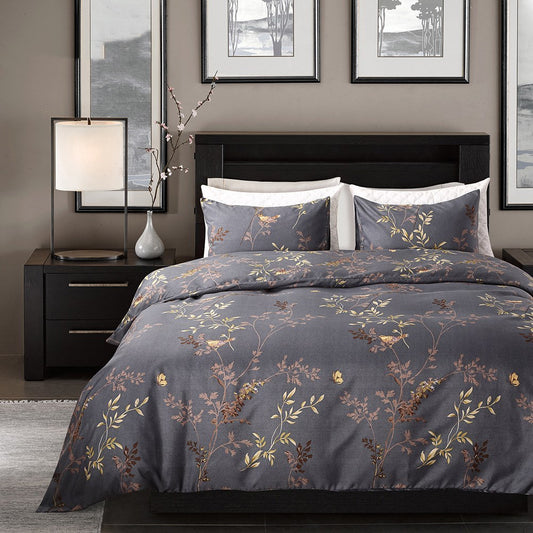 Luxury bedding set with duvet cover and bed quilt