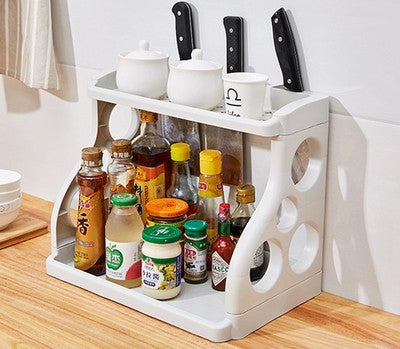 Kitchen shelving unit for storing cooking supplies